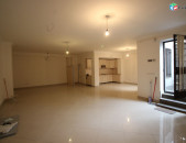 Այգեձոր փողոցում, վարձով է տրվում կոմերցիոն տարածք կոդ G2052
