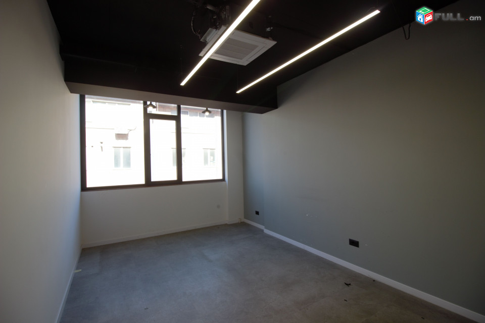 Փոքր կենտրոնում, նորակառույցում, վարձով է տրվում ընդարձակ գրասենյակային տարածք, For rent, կոդ G2111