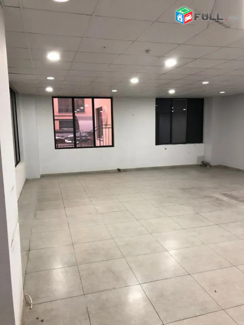 Փոքր Կենտրոնում վարձով է տրվում ընդարձակ կոմերցիոն տարածք․ For rent, կոդ G2167