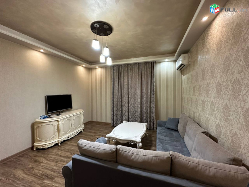 Կենտրոնում՝ Արգիշտի փողոցում, Քարֆուր սուպերմարկետի հարևանությամբ վարձով է տրվում 2 սենյականոց բնակարան, For rent, կոդ B1551