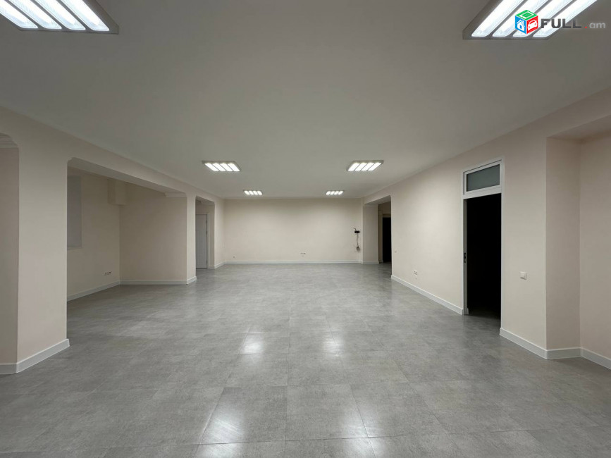 վարձով է տրվում ընդարձակ կոմերցիոն տարածք։ For rent կոդ G2216