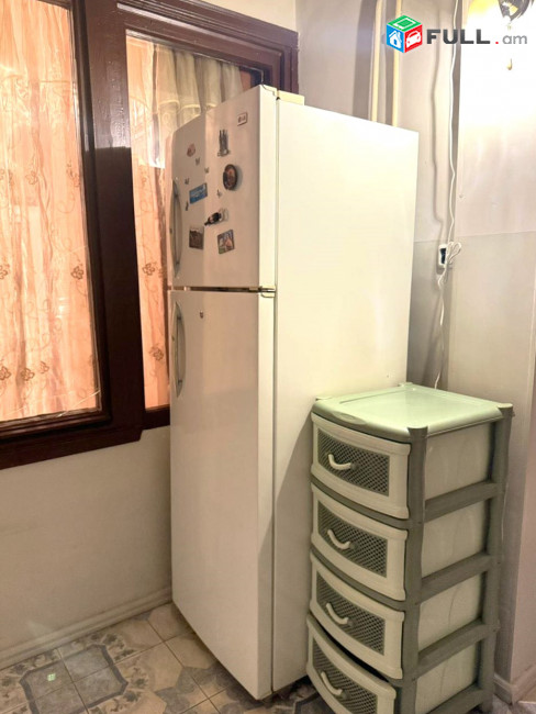 Վարձով բնակարան Արամ Խաչատրայն փողոցում: For rent կոդ B1563