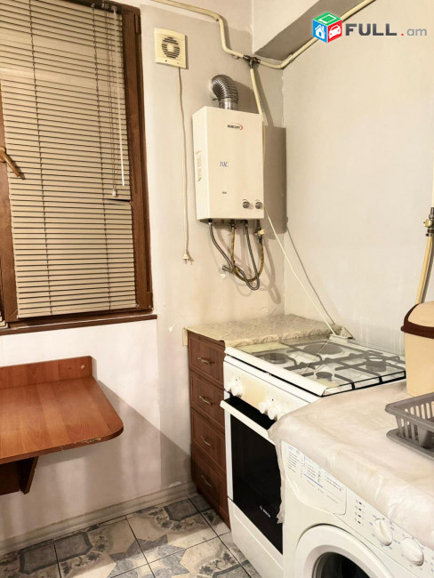 Վարձով բնակարան Արամ Խաչատրայն փողոցում: For rent կոդ B1563