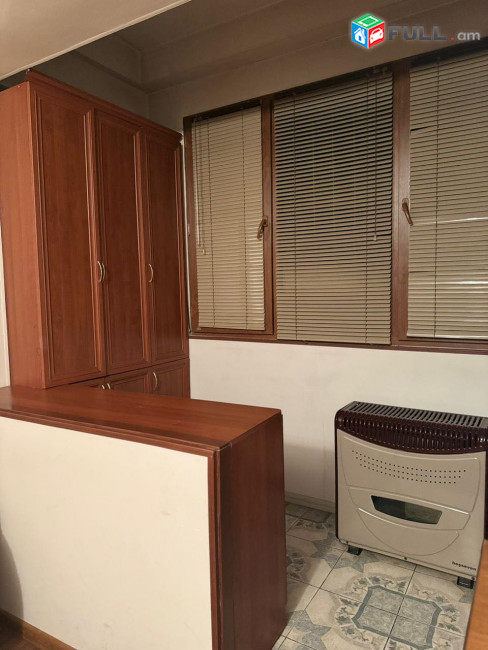 Վարձով բնակարան Արամ Խաչատրայն փողոցում: For rent կոդ B1563