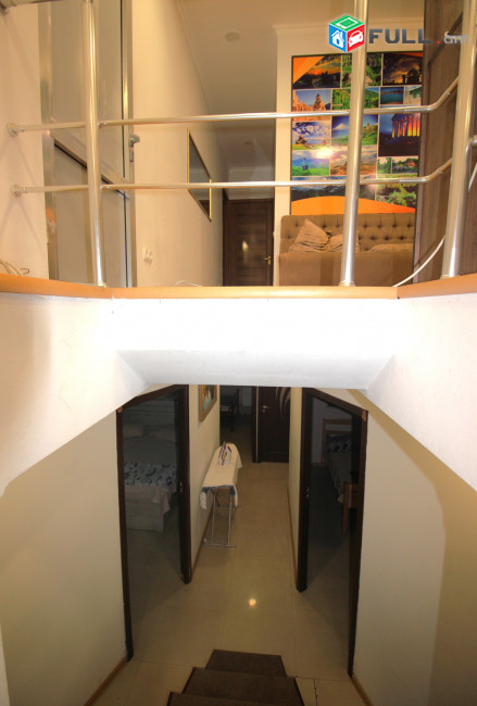 Փոքր Կենտրոնում՝ Պուշկին փողոցում վաճառվում է 2 հարկանի գրասենյակային տարածք` 125 քմ մակերեսով, For sale, կոդ C1679