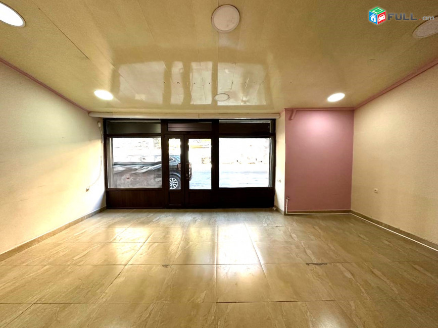 Վարձով է տրվաում բազմաֆունկցիոնալ տարածք For rent կոդ G2390