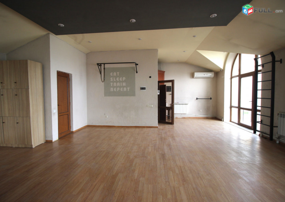 Վարձով է տրվում բազմաֆունկցիոնալ տարածք։ For rent կոդ G2392