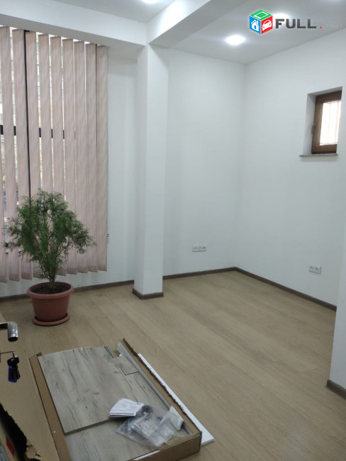 Վարձով է տրվում բազմաֆունկցիոնալ տարածք For rent կոդ G2410