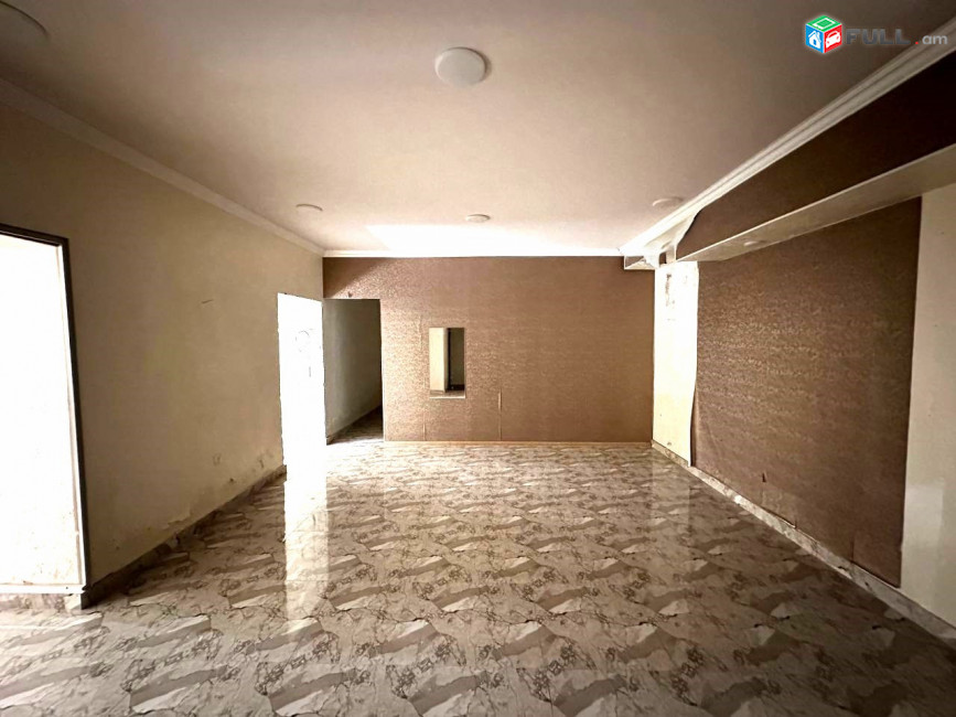 Վարձով է տրվում բազմաֆունկցիոնալ տարածք For rent կոդ G2428
