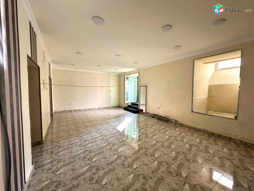 Վարձով է տրվում բազմաֆունկցիոնալ տարածք For rent կոդ G2428