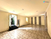 Վարձով է տրվում բազմաֆունկցիոնալ տարածք For rent կոդ G2428