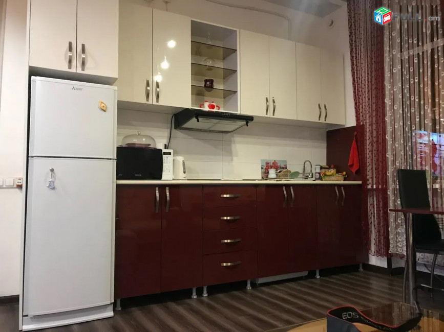 Վարձով է տրվում բնակարան։ For rent կոդ B1611