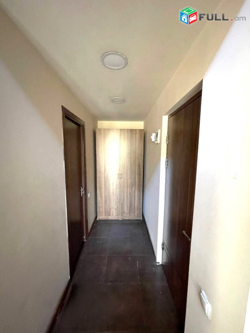 Վարձով է տրվում գրասենյակային տարածք։ For rent կոդ G2453