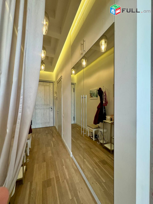 Վաճառվում է 1-սենյականոց բնակարան։ For sale կոդ C1744