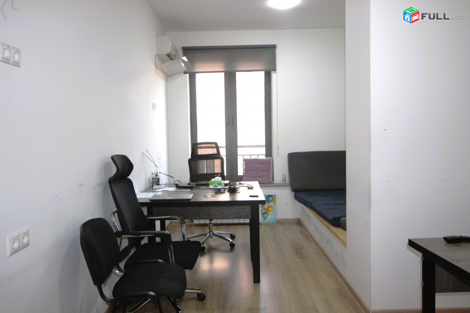 Վարձով է տրվում գրասենյակային տարածք։  For rent կոդ G2459