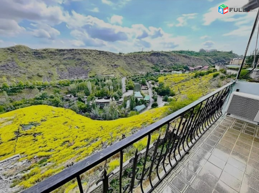 Վարձով կոմերցիոն տարածք։ For rent կոդ G2460