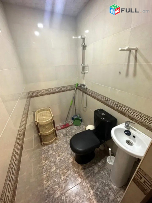 Վարձով է տրվում կոմերցիոն տարածք ։ For rent կոդ G2464