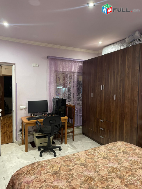 Վարձով 3 սենյականոց բնակարան For rent կոդ B1614