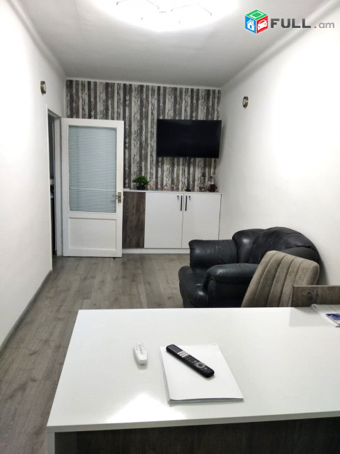Վարձով կոմերցիոն տարածք։ For rent կոդ G2474