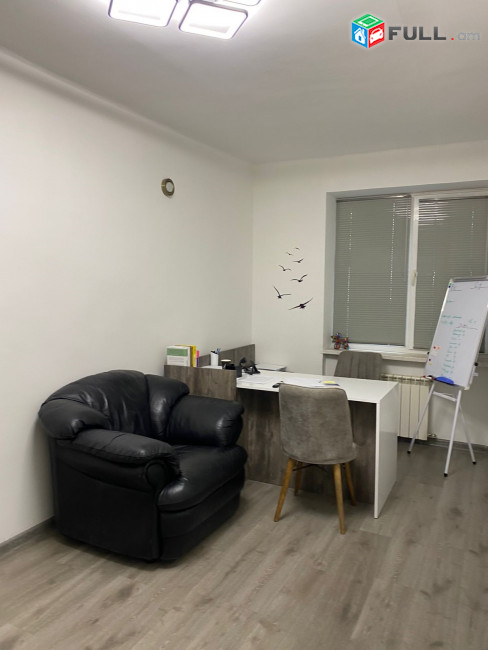 Վարձով կոմերցիոն տարածք։ For rent կոդ G2474