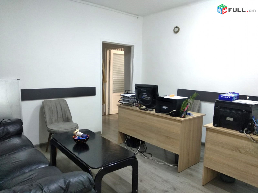 Վարձով կոմերցիոն տարածք։ For rent կոդ G2474