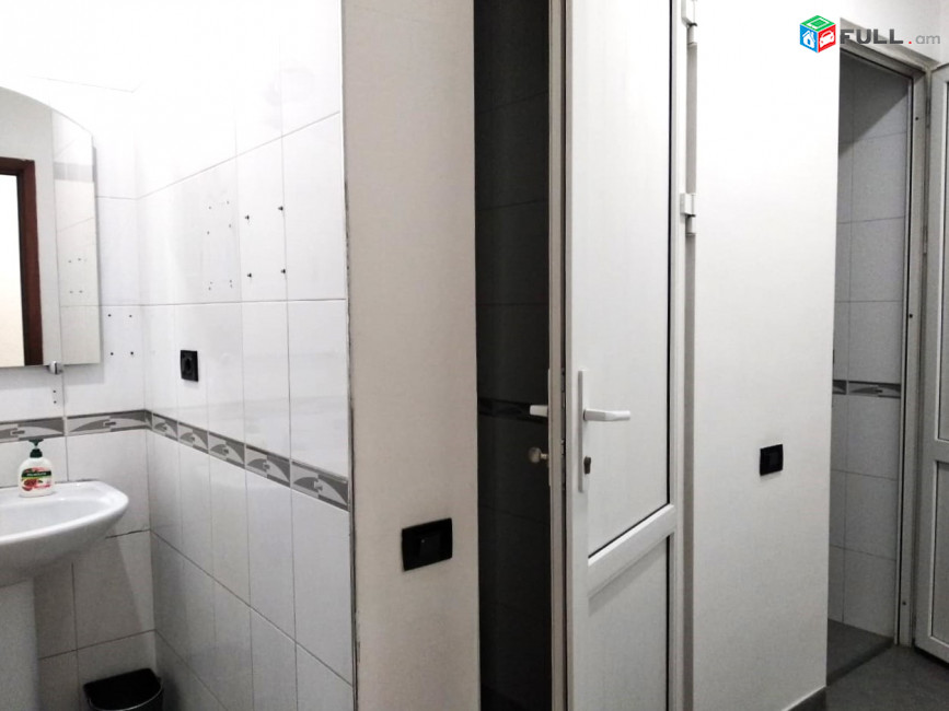 Վարձով է տրվում կոմերցիոն տարածք։ For rent կոդ G2478