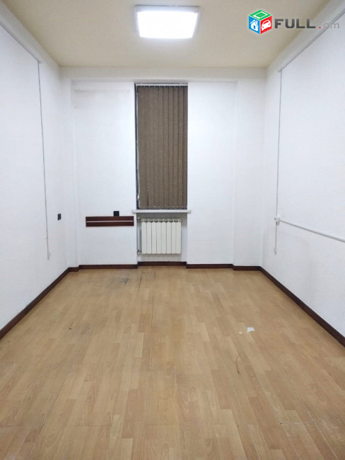 Վարձով է տրվում կոմերցիոն տարածք։ For rent կոդ G2478