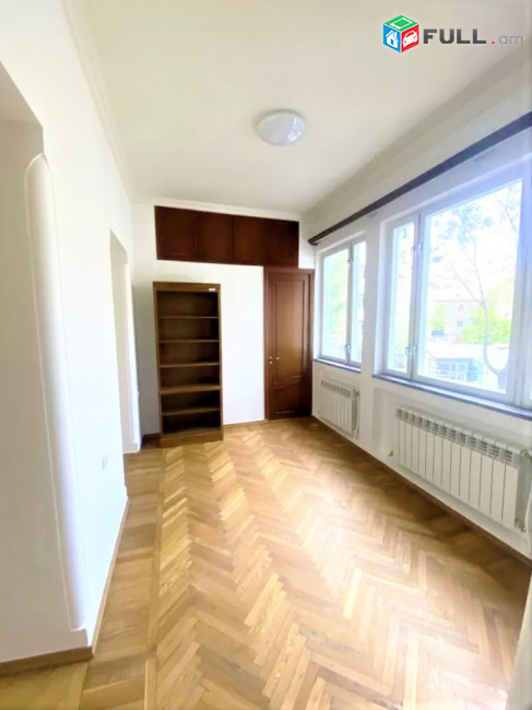 Վարձով գրասենյակային տարածք։ For rent  կոդ G1167