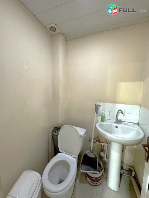 Վարձով կոմերցիոն տարածք։ For rent կոդ G2479