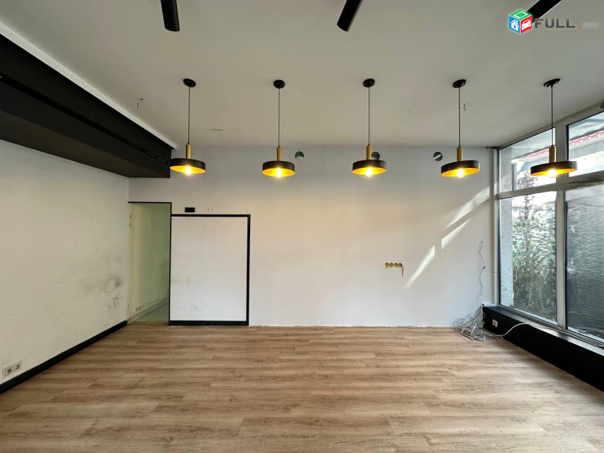 Վարձով կոմերցիոն տարածք։ For rent կոդ G2479