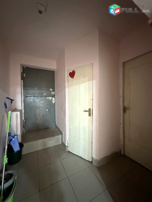 Վարձով կոմերցիոն տարածք։ For rent կոդ G2482