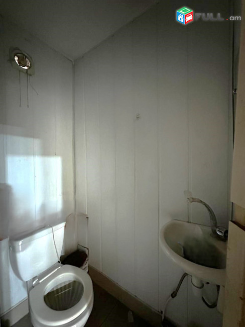 Վարձով կոմերցիոն տարածք։ For rent կոդ G2482