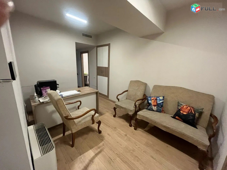 Վարձով է տրվում կոմերցիոն տարածք։ For rent կոդ G2483