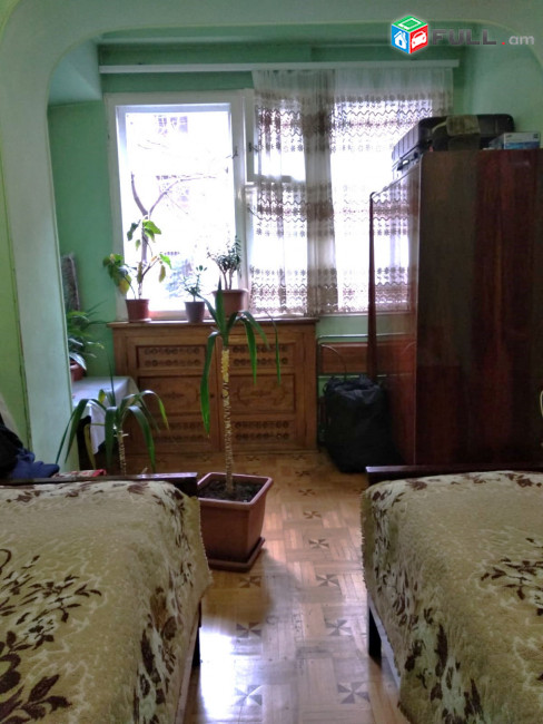 Վաճառվում է բնակարան կենտրոնում։ For sale կոդ C1758