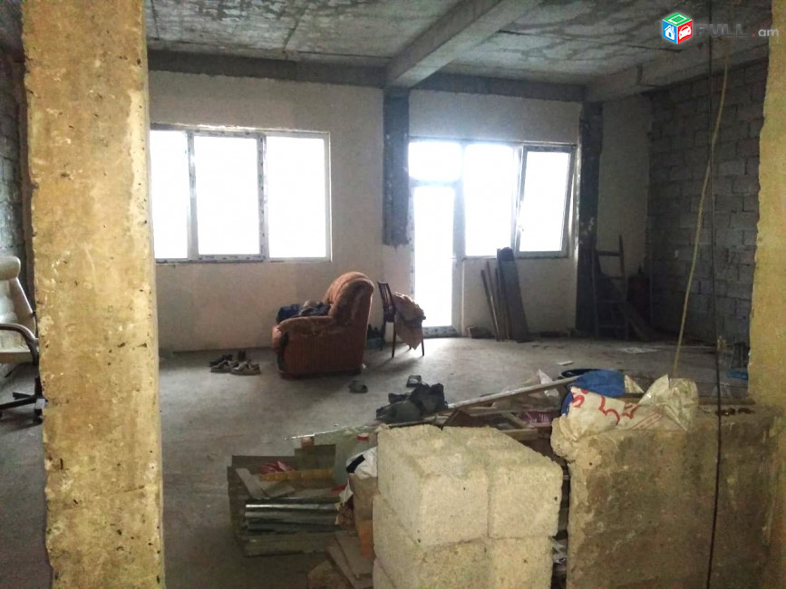 Վաճառվում է բնակարան կենտրոնում։ For sale կոդ C1759
