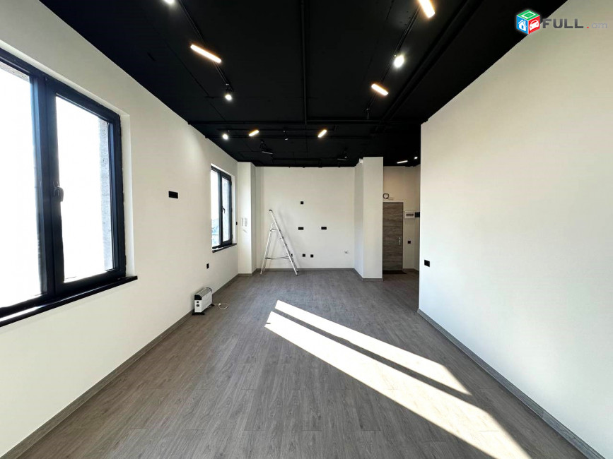 Վարձով է տրվում գրասենյակային տարածք։ For rent կոդ G2484