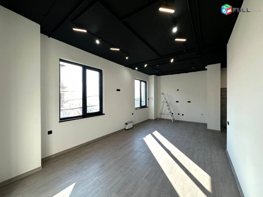 Վարձով է տրվում գրասենյակային տարածք։ For rent կոդ G2484