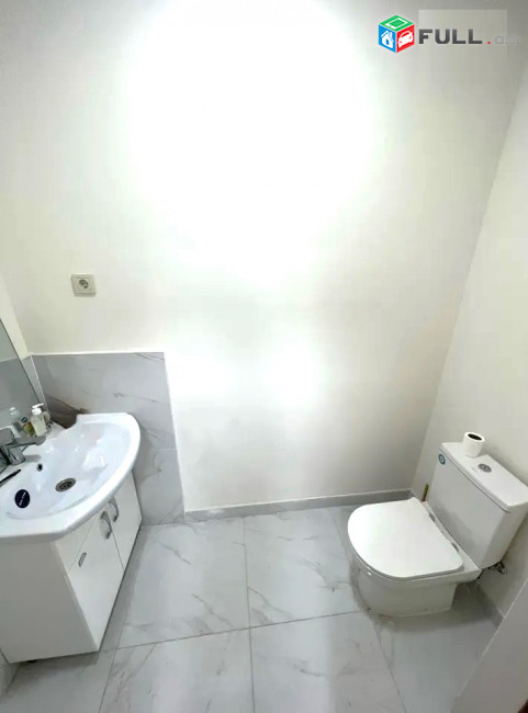 Վարձակալության է տրվում կոմերցիոն տարածք։ For rent կոդ G2487