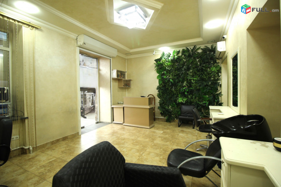 վարձով է տրվում կոմերցիոն տարածք։ For rent կոդ G2490