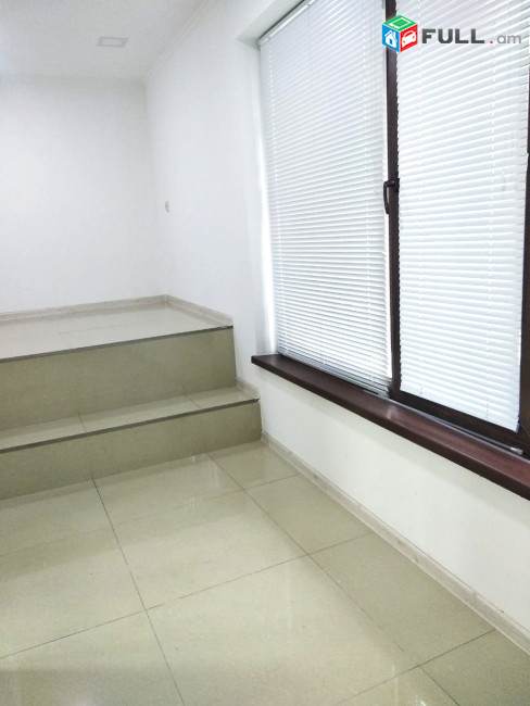 Վարձով է տրվում կոմերցիոն տարածք։ For rent կոդ G2493