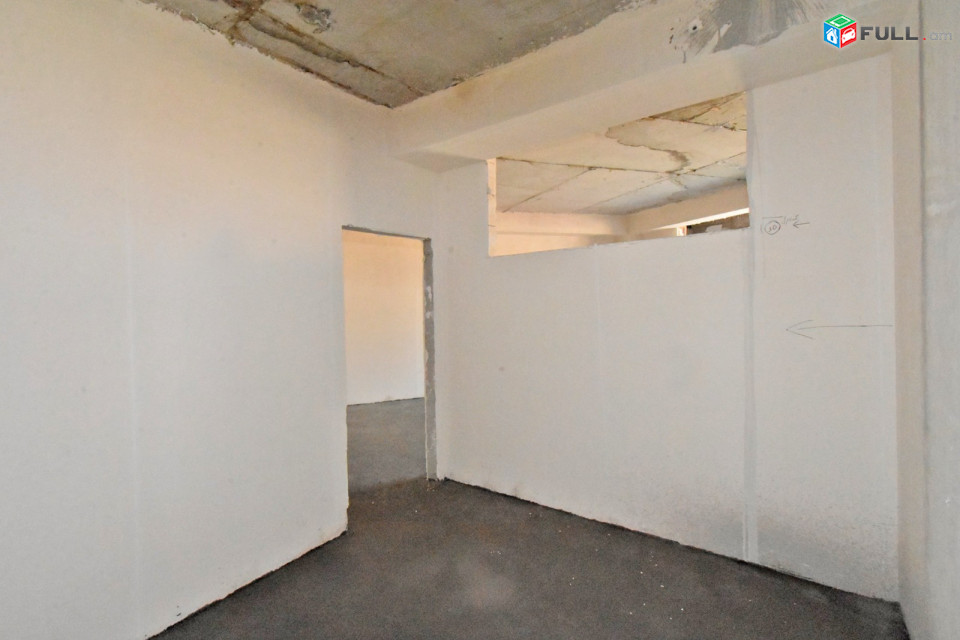 Վաճառվում է բնակարան կենտրոնում։ For sale կոդ C1766