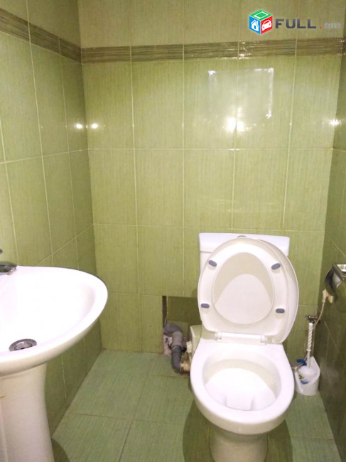 Վարձով է տրվում կոմերցիոն տարածք։ For rent կոդ G2501