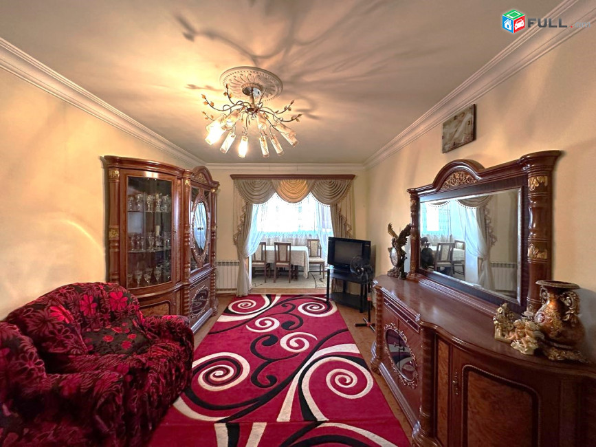 Վաճառվում է 3 սենյականոց բնակարան։ For sale կոդ C1768