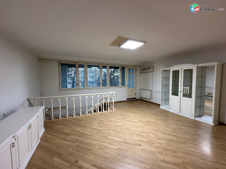Վարձով 1-ին գիծ կոմերցիոն տարածք։ For rent կոդ G2508