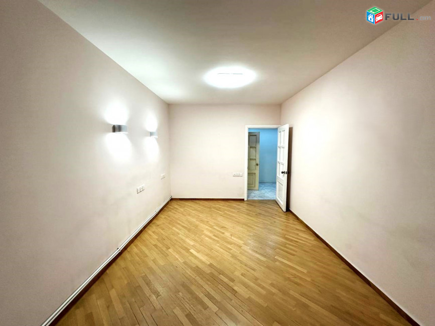 Վարձով 1-ին գիծ կոմերցիոն տարածք։ For rent կոդ G2508