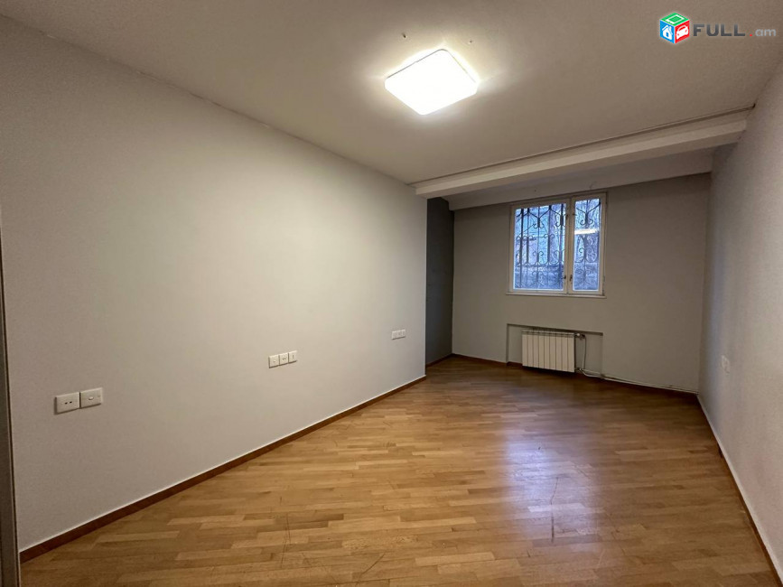 Վարձով 1-ին գիծ կոմերցիոն տարածք։ For rent կոդ G2508