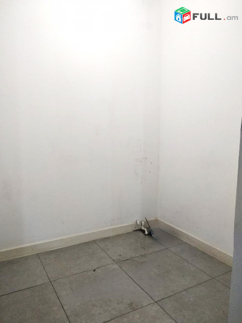 Վարձով է տրվում կոմերցիոն տարածք։ For rent կոդ G2516