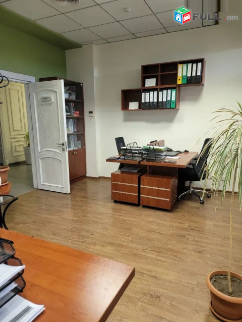 Վարձով գրասենյակային տարածք։ For rent կոդ G251