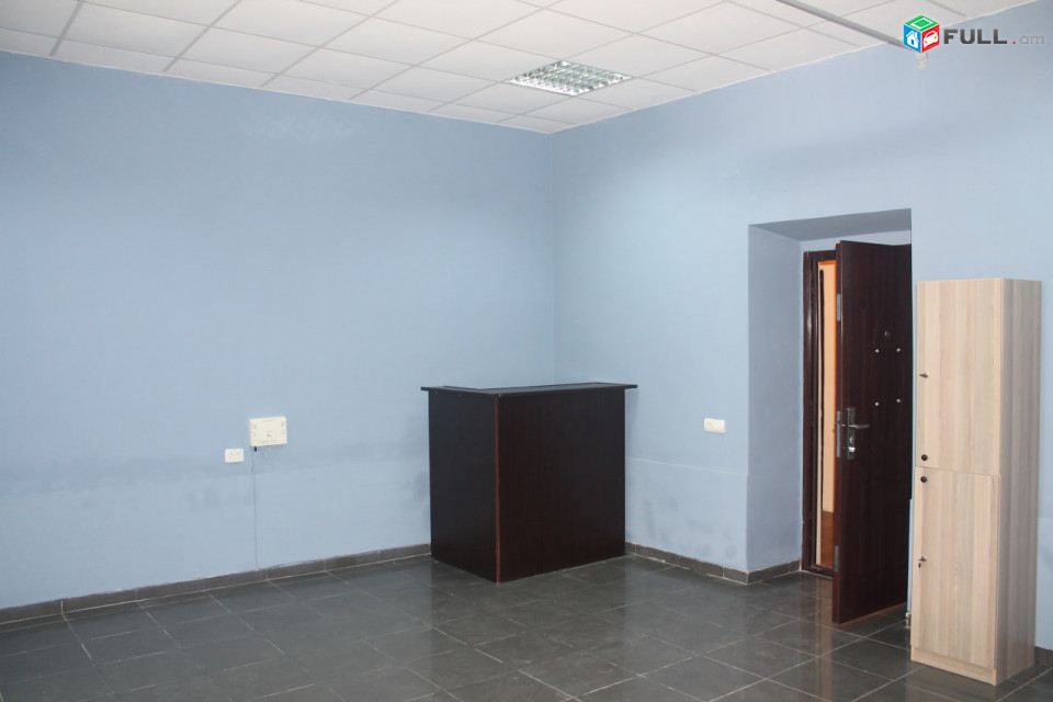 Վարձով կոմերցիոն տարածք։ For rent կոդ G1200