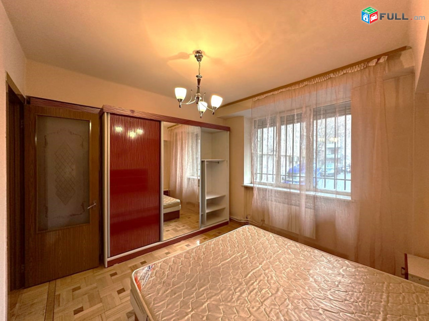 Վարձով 3 սենյականոց բնակարան։ For rent կոդ B1620